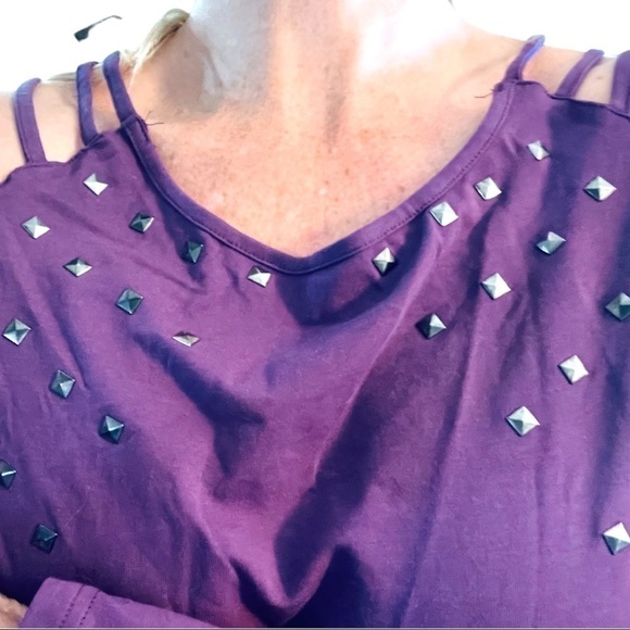 New Purple medium studded cutout top - Picture 7 of 10